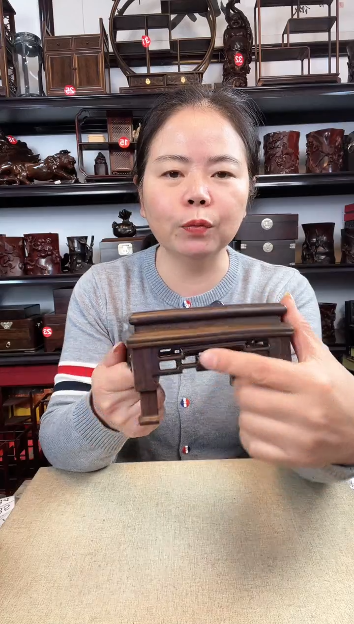 木2968老李红木工艺品