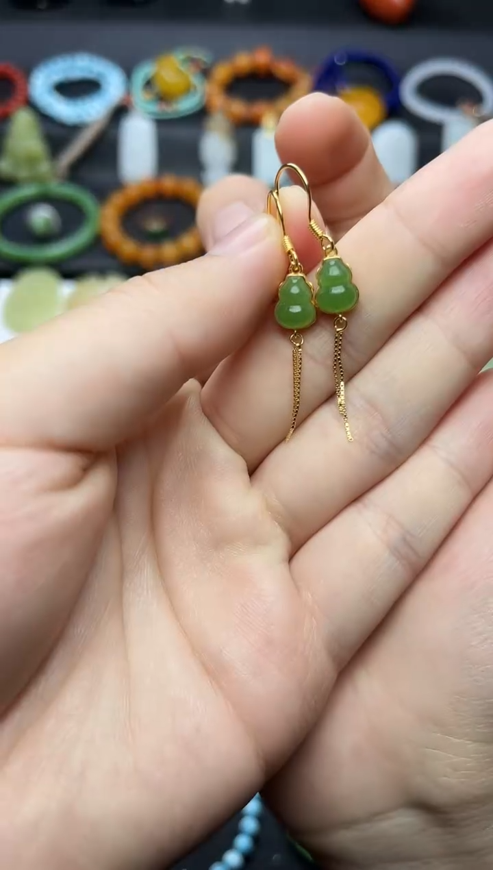 银S925镶嵌和田玉耳饰葫芦耳钩06