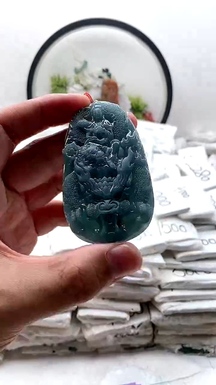颈饰未镶嵌翡翠文殊
