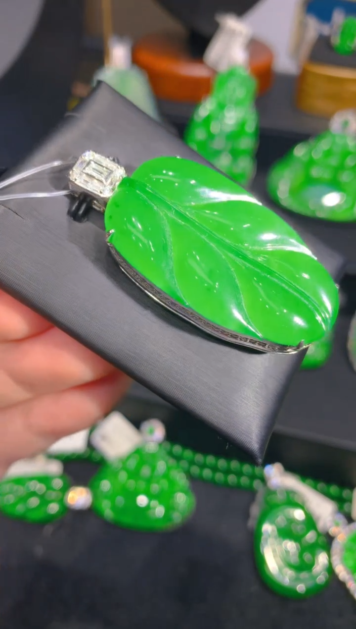 【闪购商品】翡翠颈饰银S925镶嵌48一季