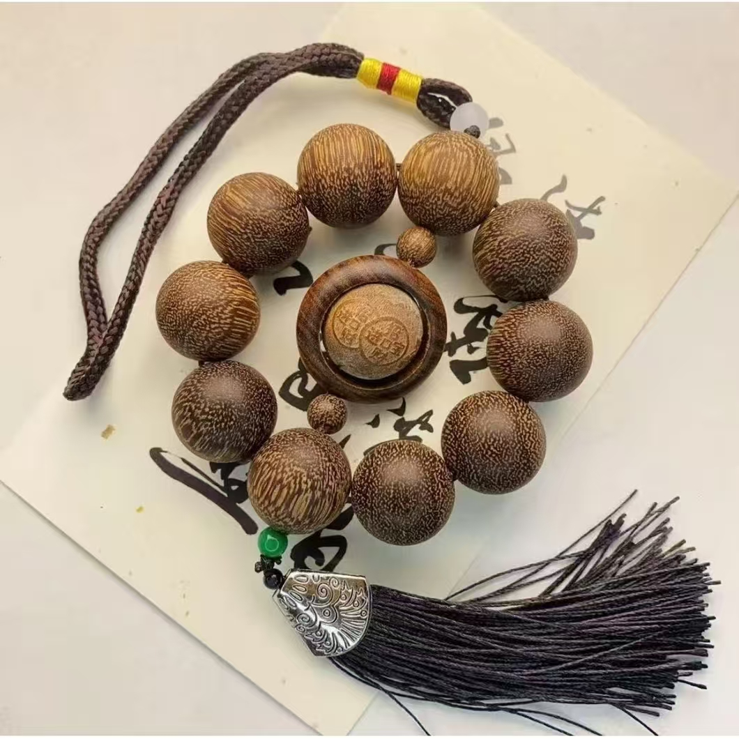 增香沉香木2.0CM蚂蚁沉 车挂（无礼盒） S1583