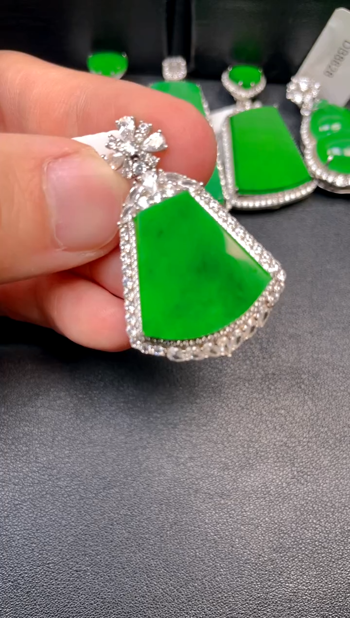 吊坠(不含链)银S925镶嵌翡翠吊坠