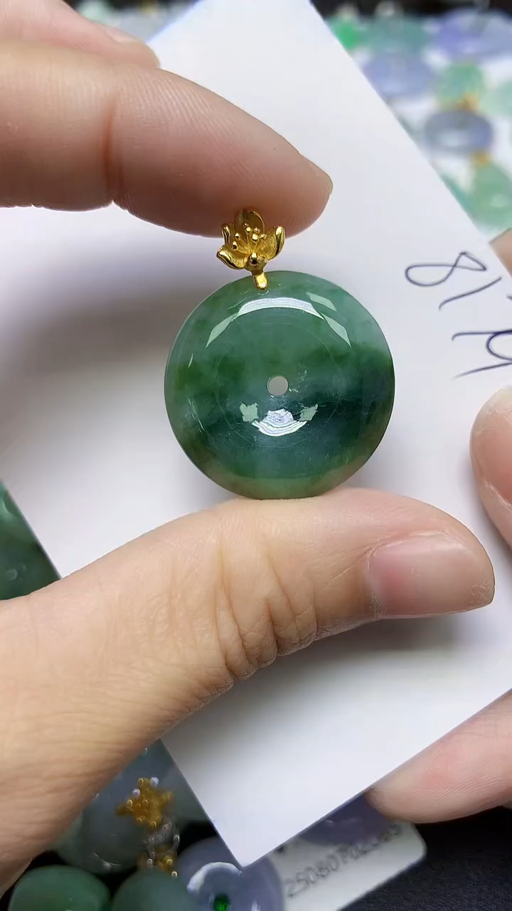 翡翠未镶嵌颈饰天然自然緬甸A貨翡翠