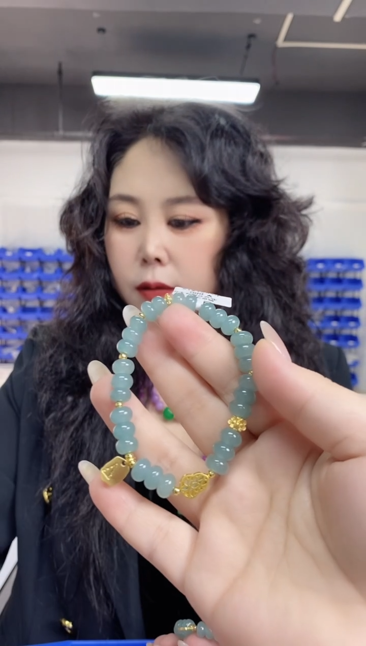 【闪购商品】未镶嵌翡翠手串多样性发其一颜色微差