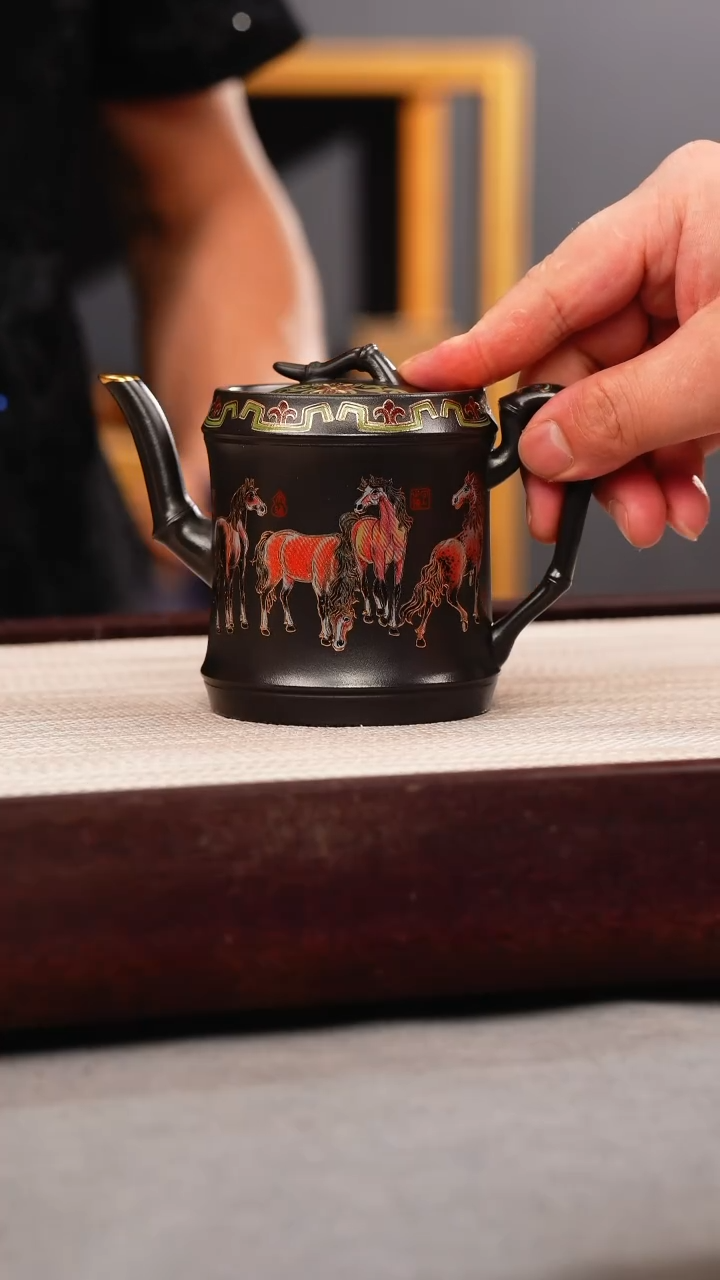 茶壶紫砂石黄 竹节 八骏珐琅彩