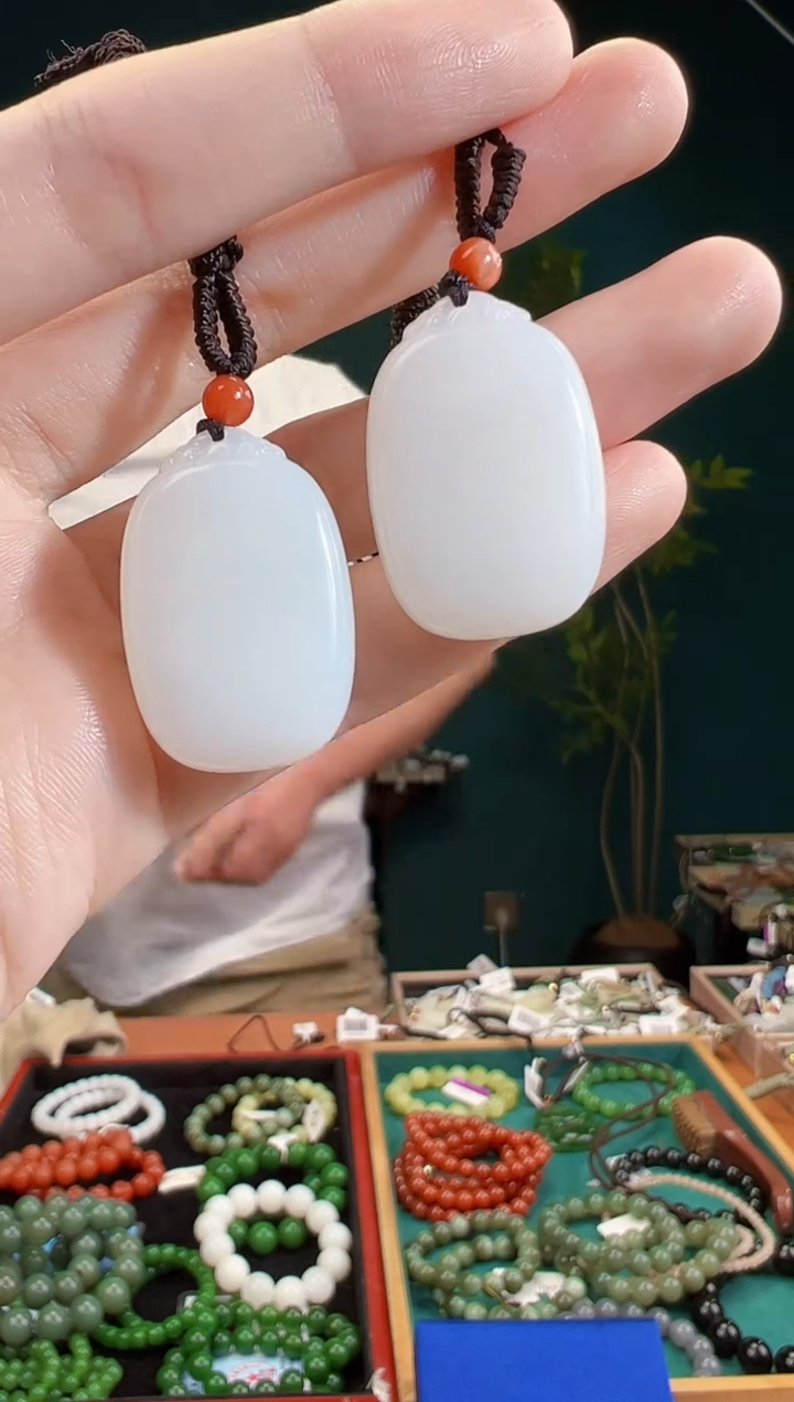 颈饰未镶嵌和田玉多样性发货 拍一单发一个