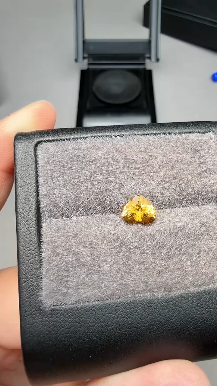 【闪购商品】绿柱石裸石未镶嵌黄海蓝1.2ct-A843-1p