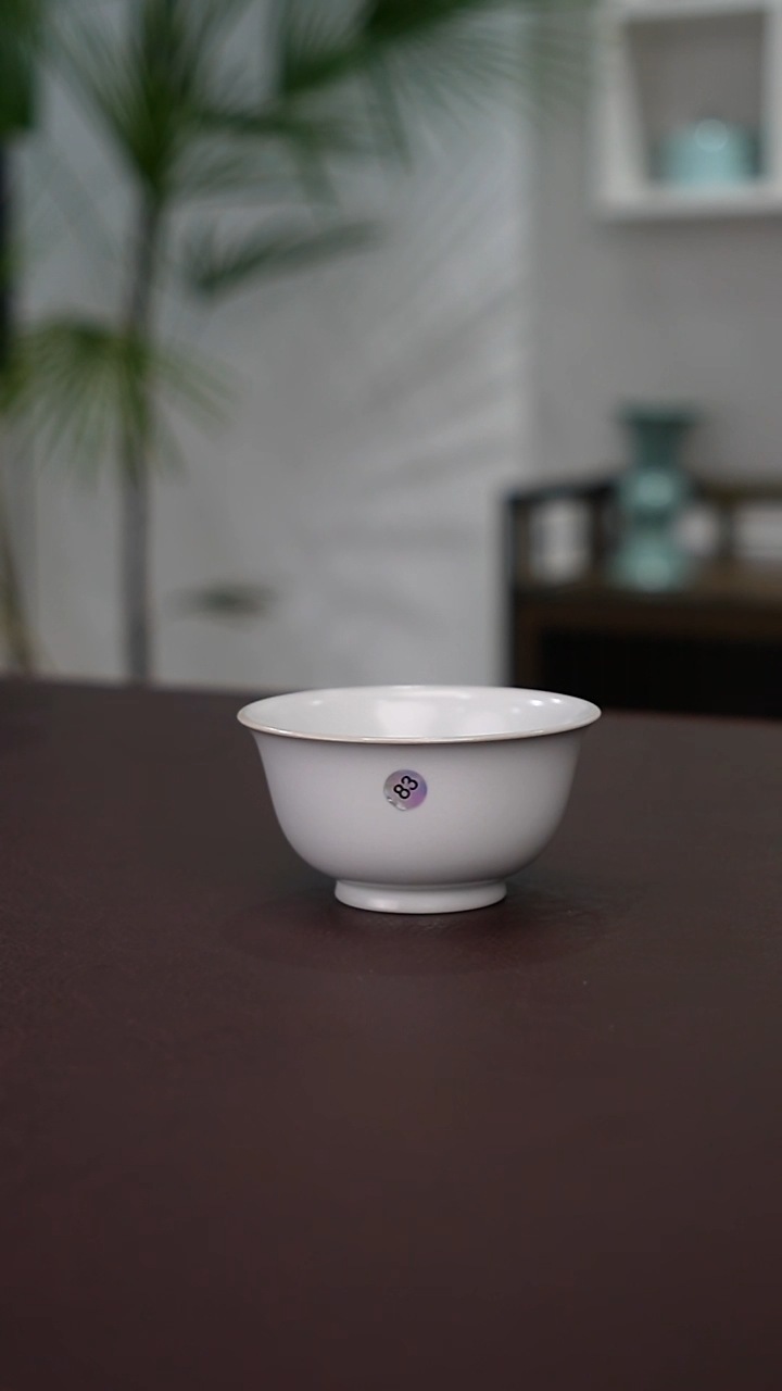 83号月白压手杯微瑕无纹炸福利   鱼