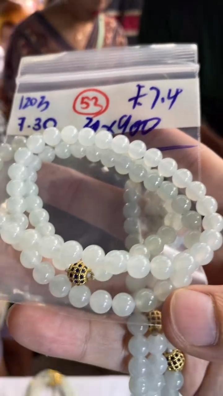 定制翡翠未镶嵌天然缅甸翡翠多样性