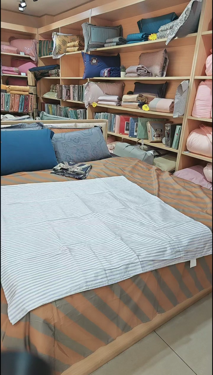 银鼠毛一百支长绒棉床单2.4*2.5条纹浅紫