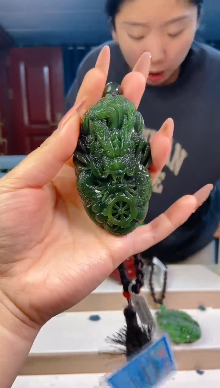 【闪购商品】和田玉挂件未镶嵌1