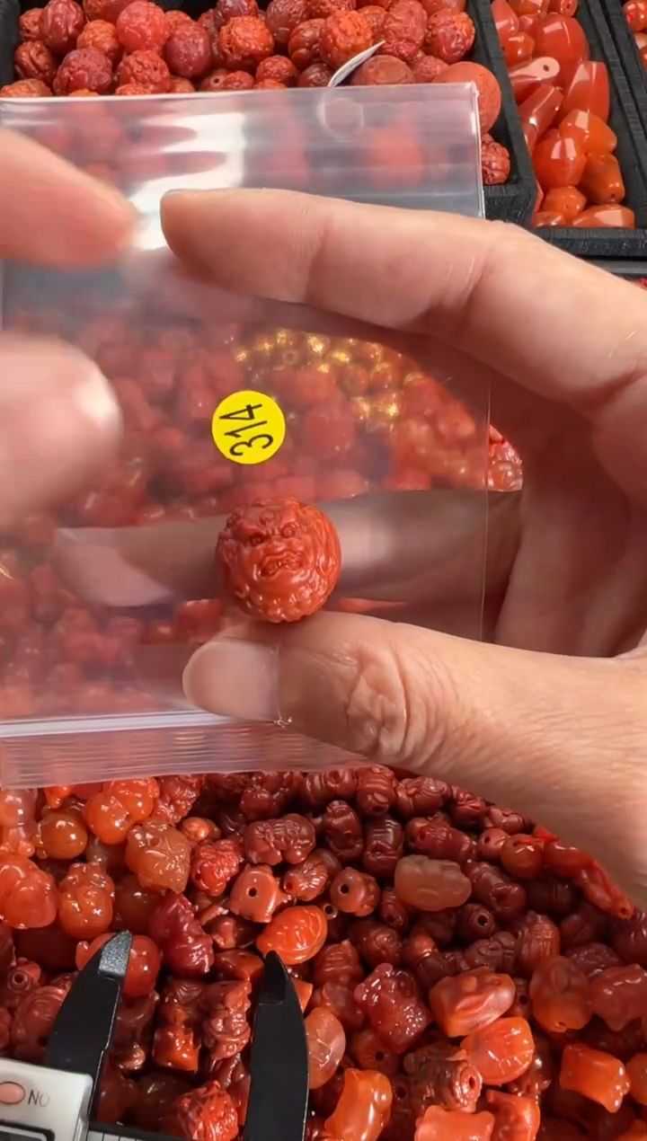 【闪购商品】南红玛瑙手链未镶嵌2