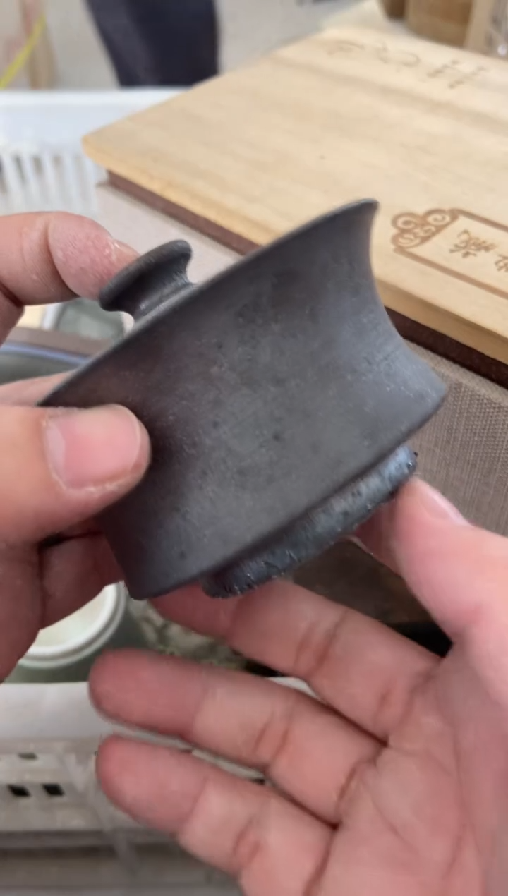 杯无运费险有瑕疵的摄影的产品有使用过的痕迹有点脏介意勿拍