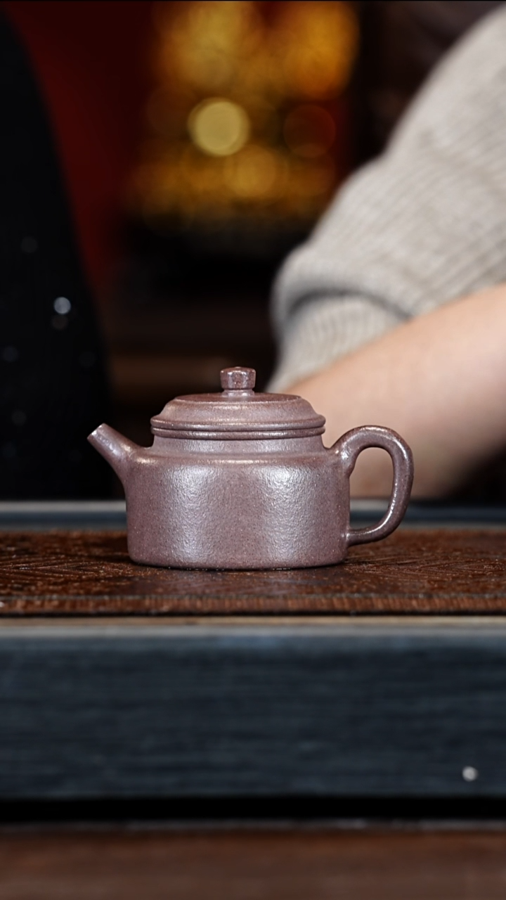宜兴紫砂WJ 桃花泥 德钟