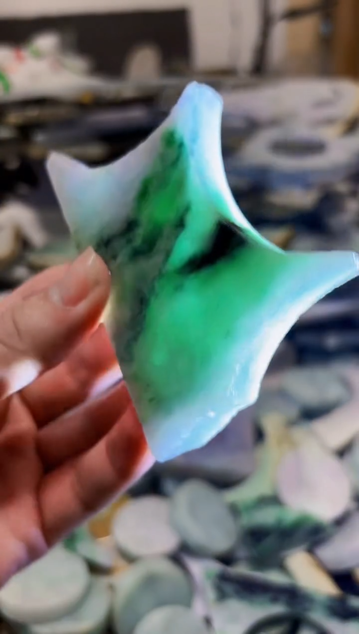 【闪购商品】翡翠颈饰未镶嵌A货白文1657