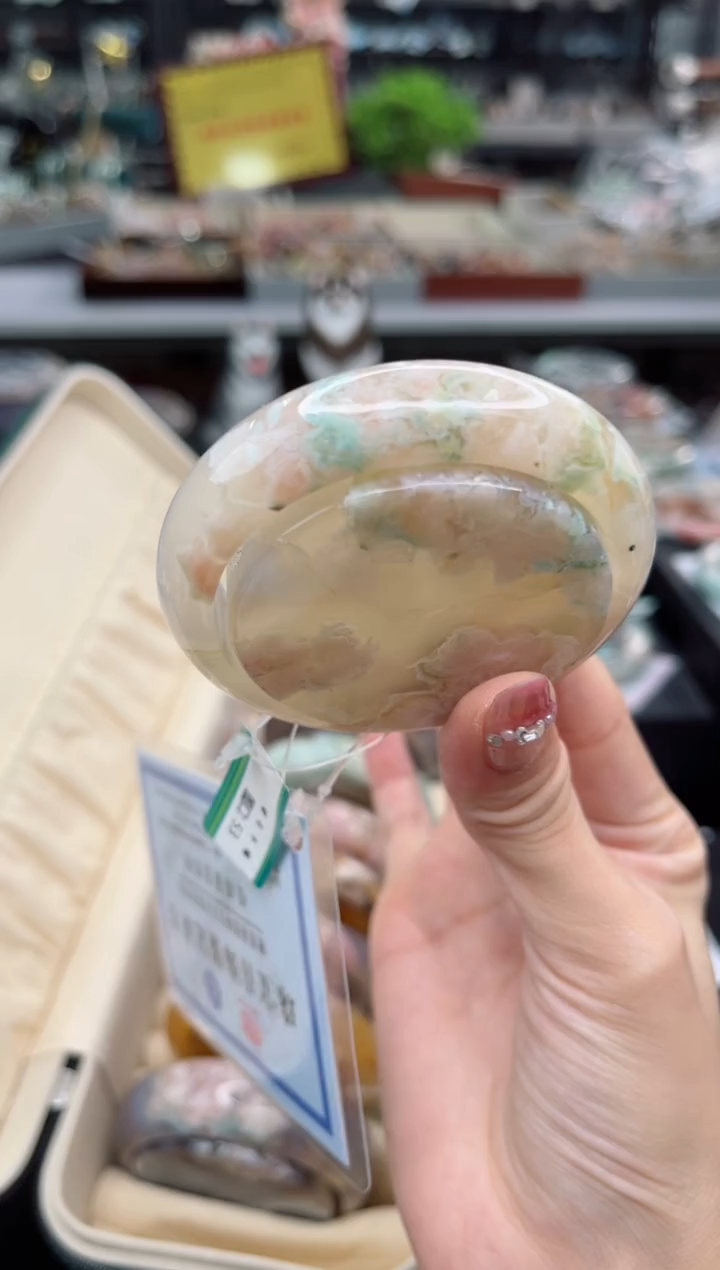 【闪购商品】石英质玉手镯未镶嵌53圈口（赠品镯心）6330027