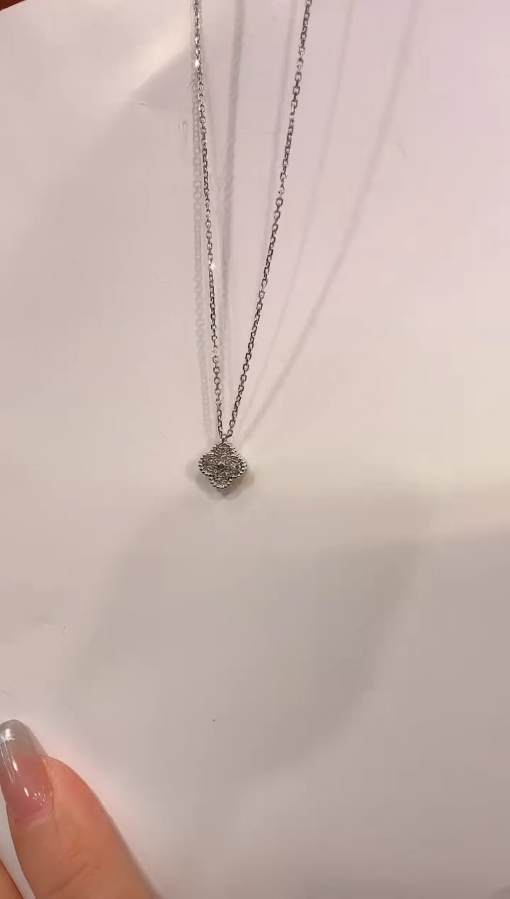 【闪购商品】钻石项链18K金镶嵌9mm满钻