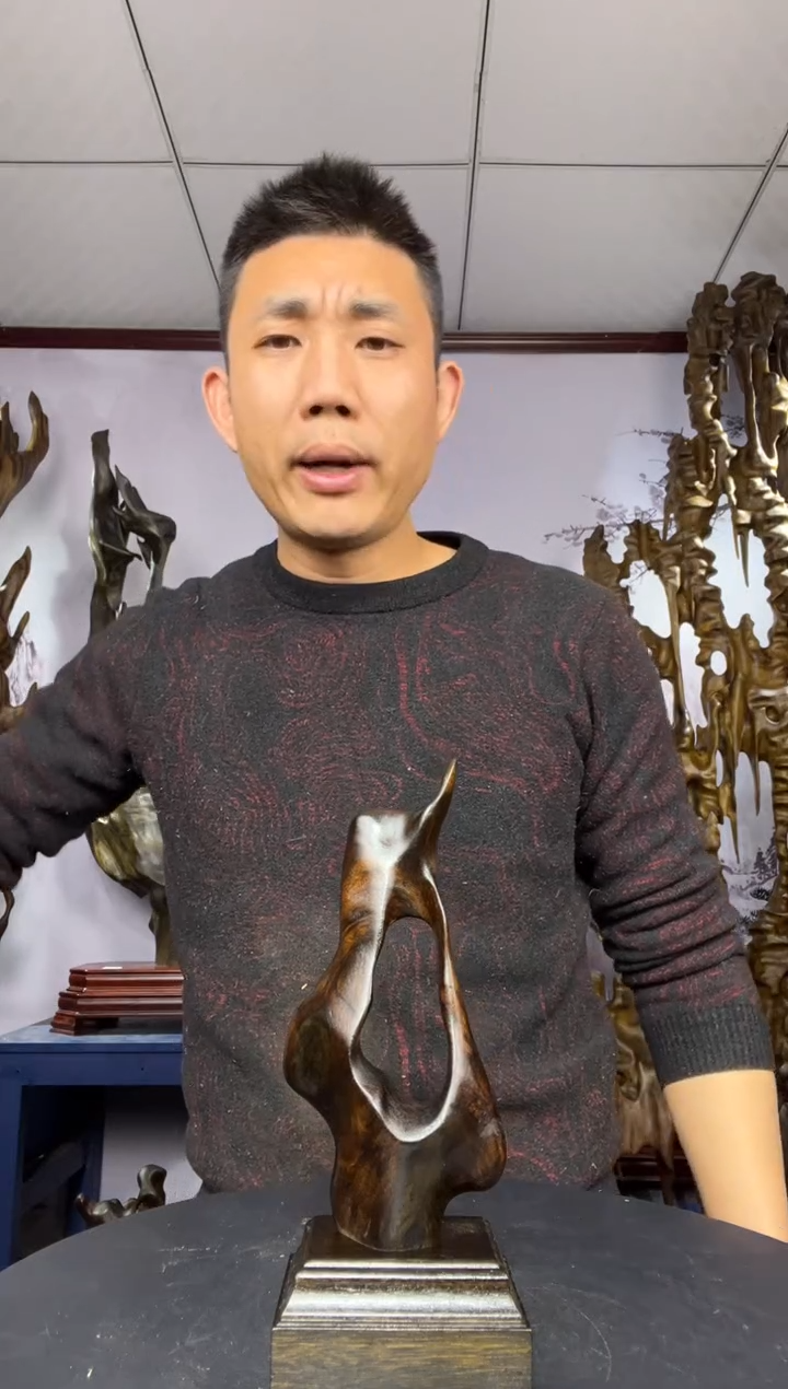 金丝楠木雕款用****6金丝楠木工艺品摆件