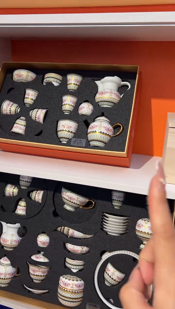 瓷片小乔闪购链接