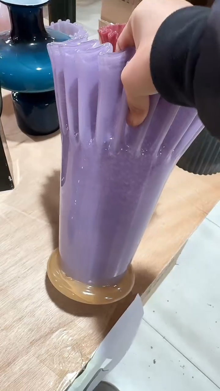 【闪购商品】玻璃紫色折纸花瓶