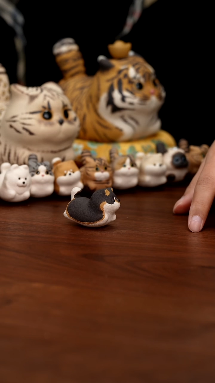 紫砂摆件幽幽黑柴