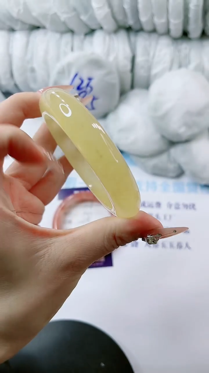【闪购商品】石英质玉手镯未镶嵌多样性发货V83