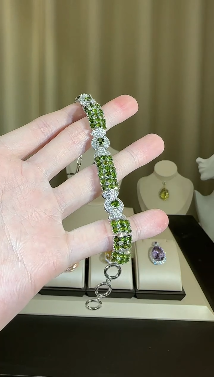 【闪购商品】透辉石手链银S925镶嵌设计款