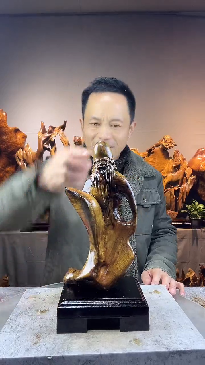 金丝楠泰*牛小叶桢楠随行摆件10