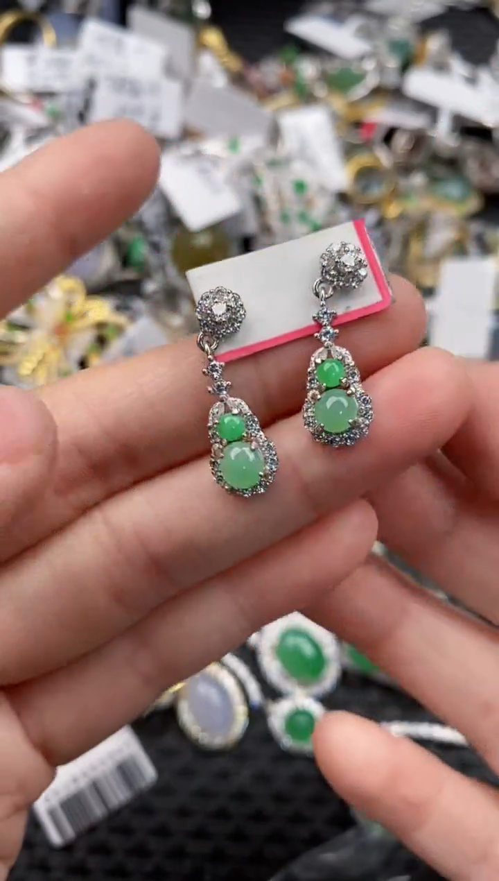 银S925镶嵌戒指翡翠666               8