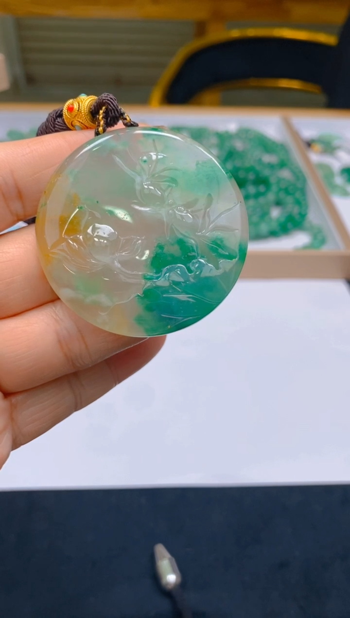 【闪购商品】石英质玉颈饰未镶嵌冰美人非洲翠047