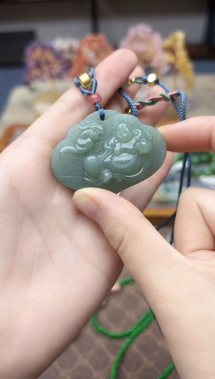 颈饰未镶嵌和田玉和田玉佛吊坠QC