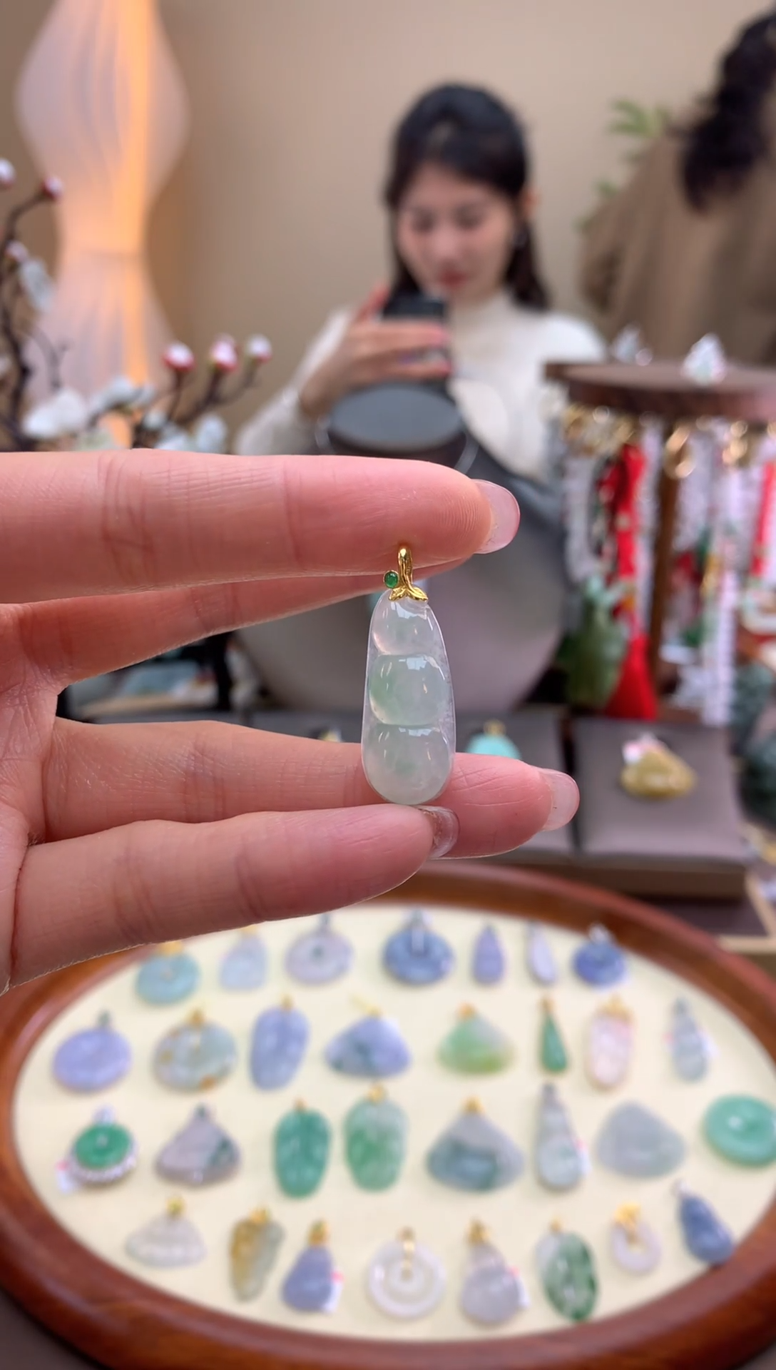 【闪购商品】翡翠颈饰18K金镶嵌豆子