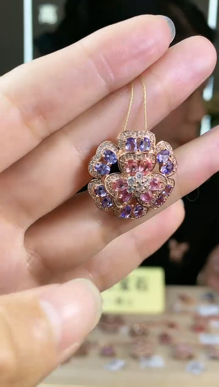 【闪购商品】坦桑石颈饰银S925镶嵌颈饰