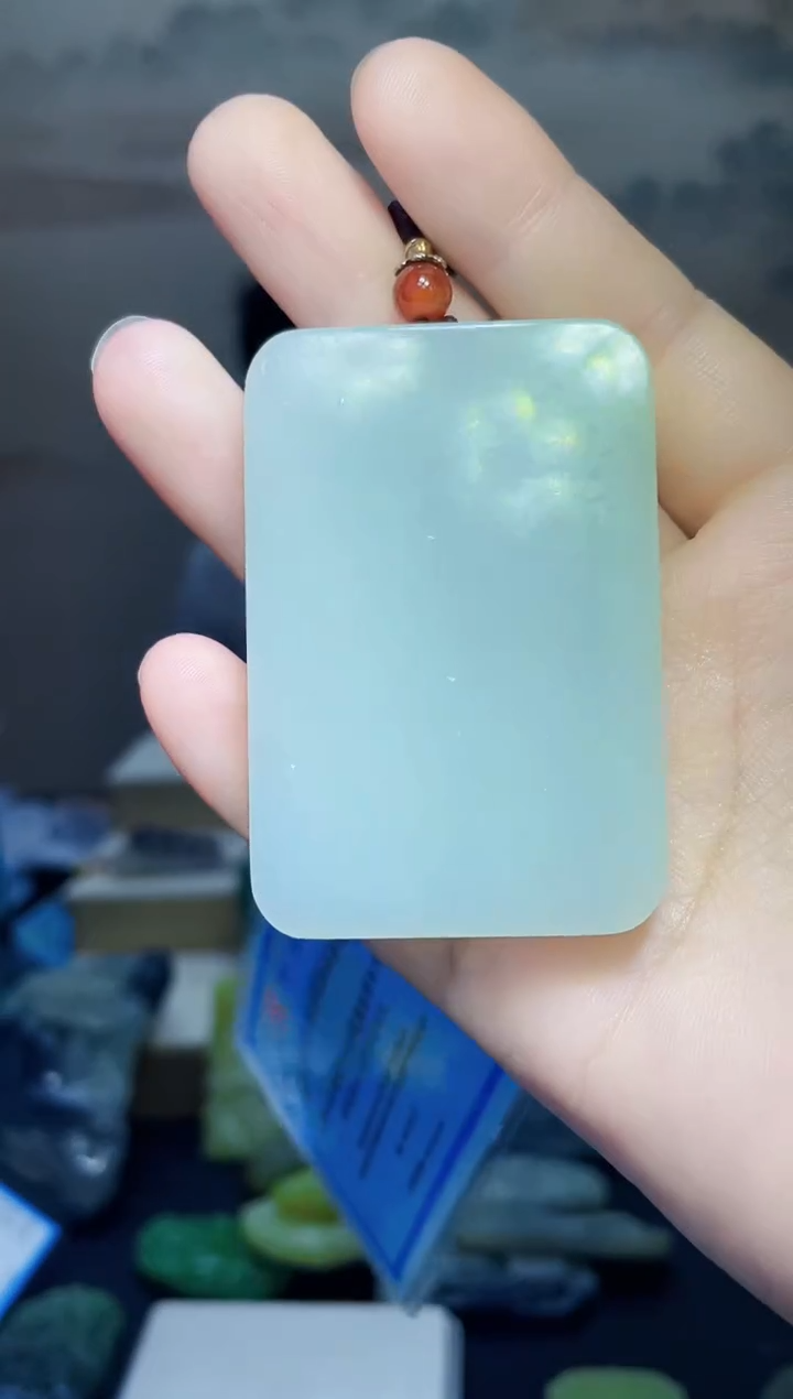 和田玉未镶嵌颈饰1