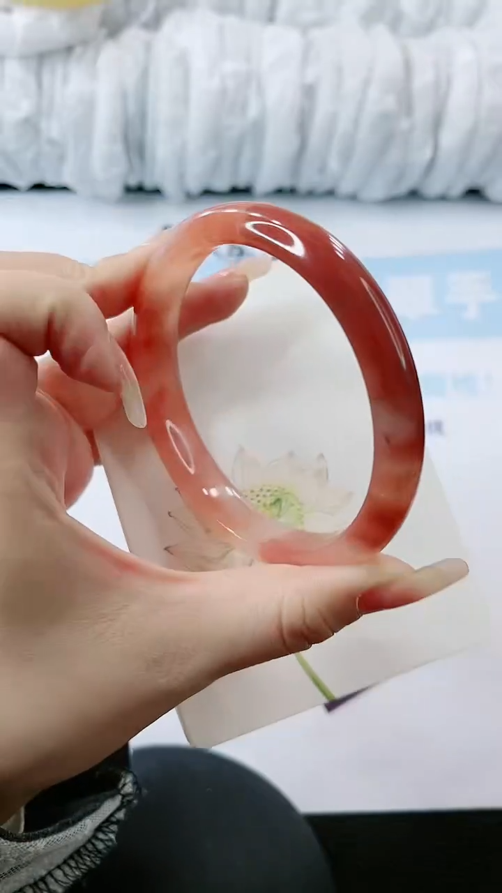 【闪购商品】石英质玉手镯未镶嵌多样性发货P670-64