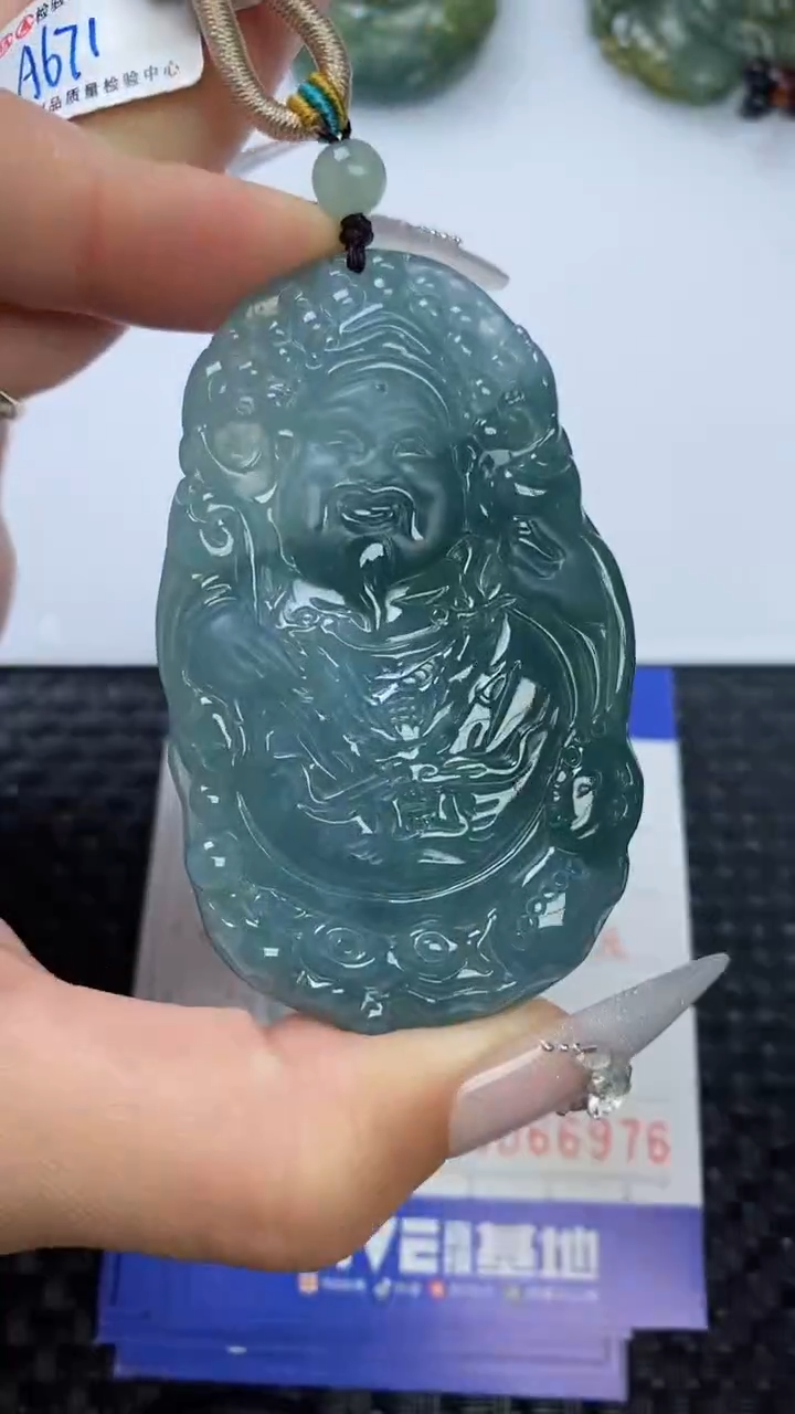 【闪购商品】翡翠颈饰未镶嵌11111111111111111