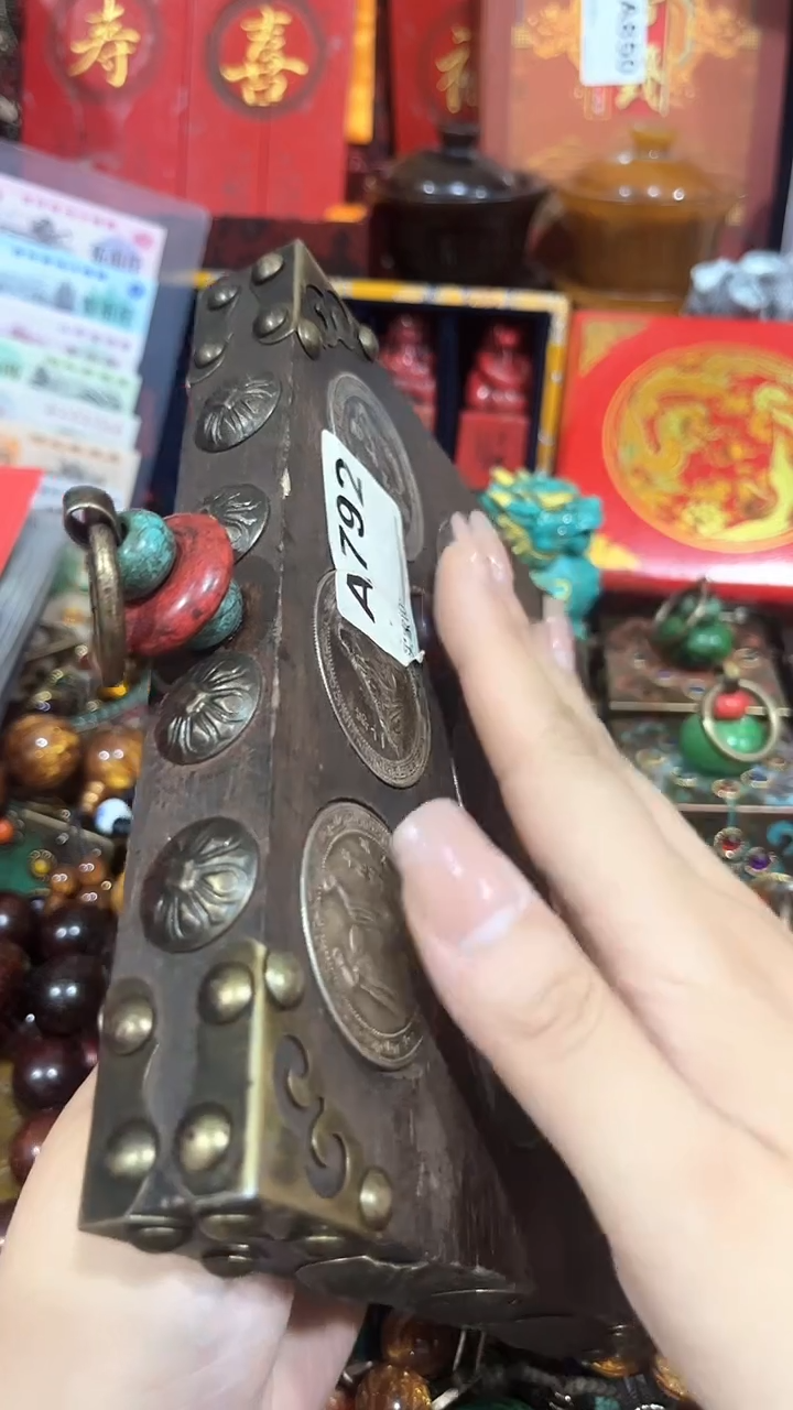 18清完不干了老板娘推荐