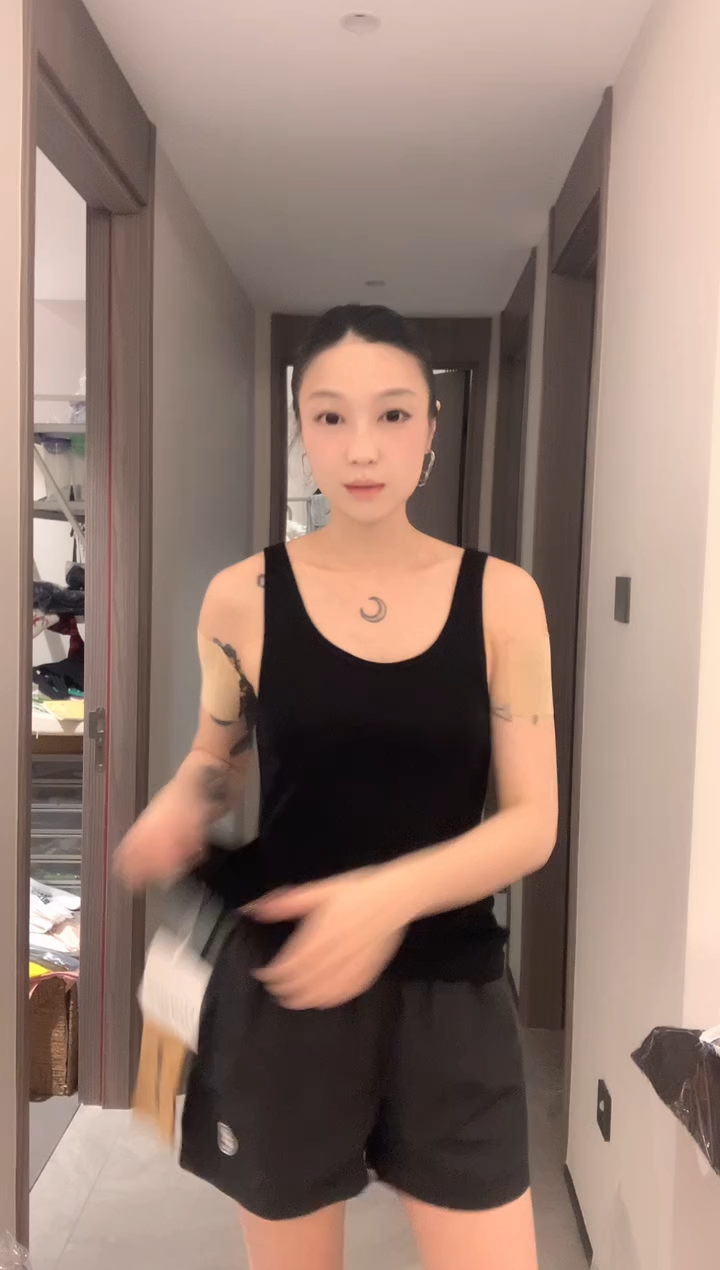 美利奴羊毛背心清仓