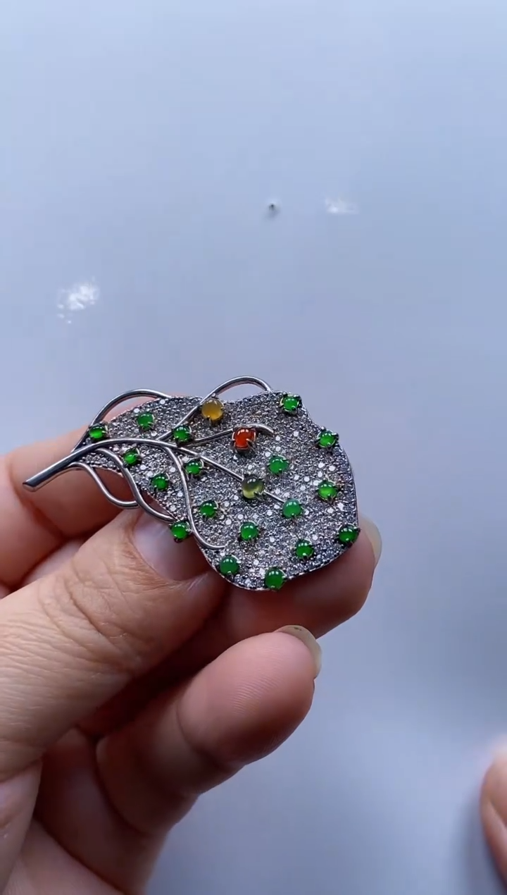 【闪购商品】翡翠挂件银S925镶嵌胸针