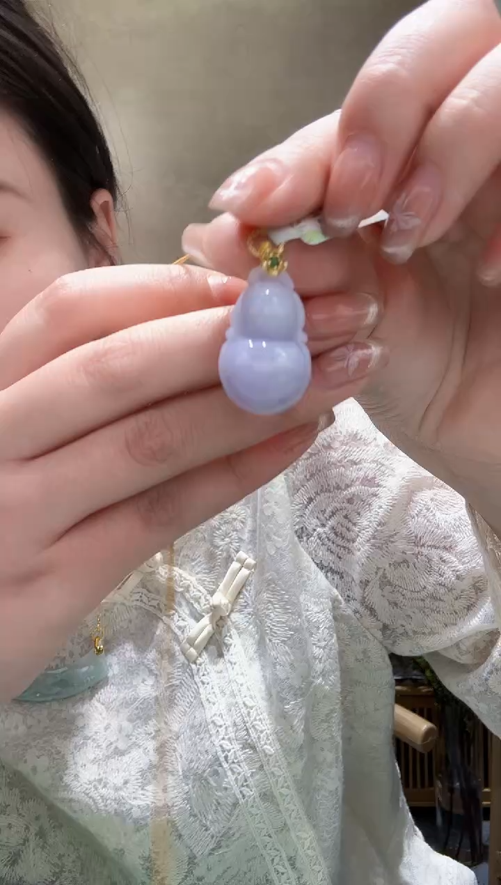 【闪购商品】翡翠未镶嵌颈饰吊坠