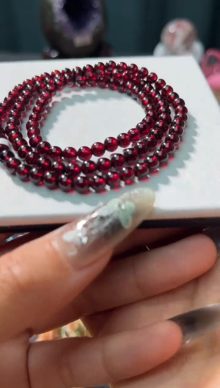 【闪购商品】水晶-未镶嵌77多样性发其一/4+