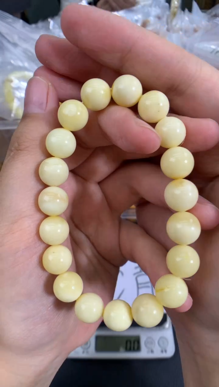 蜜蜡未镶嵌珠宝奇石1