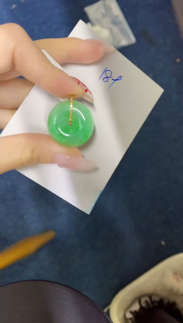 【闪购商品】翡翠颈饰18K金镶嵌000000000000