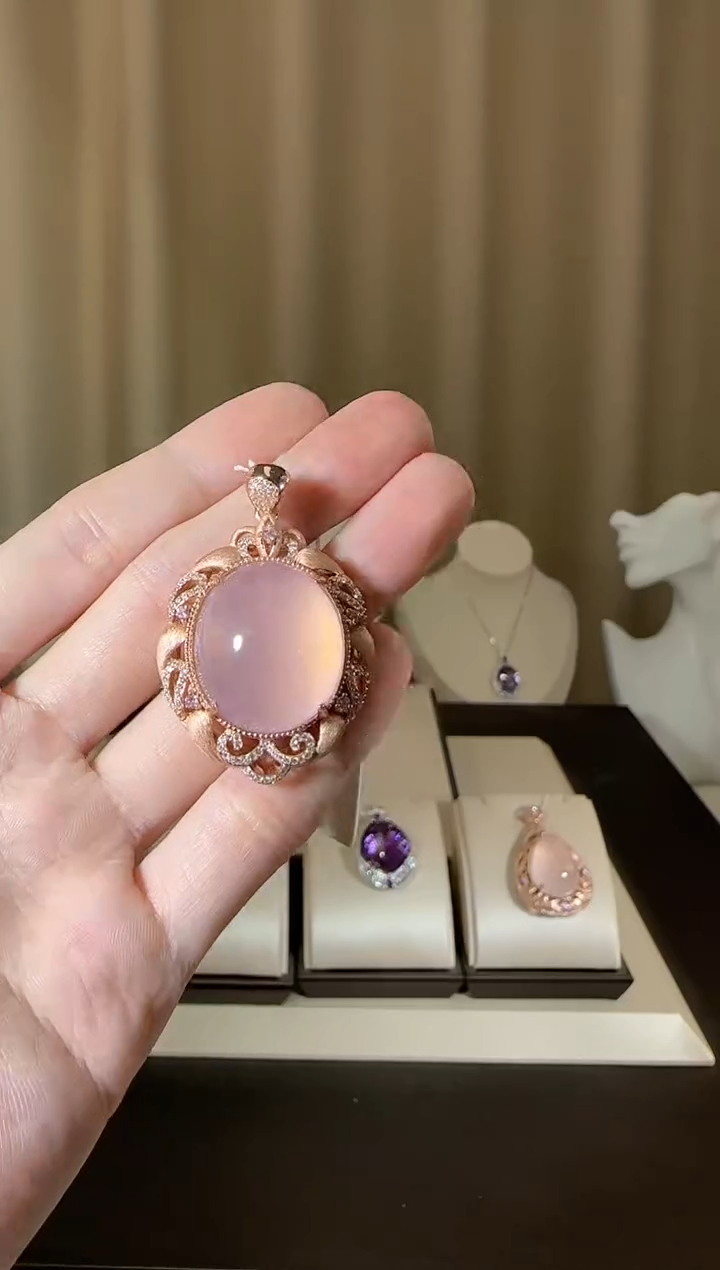 【闪购商品】芙蓉石颈饰银S925镶嵌25*23mm