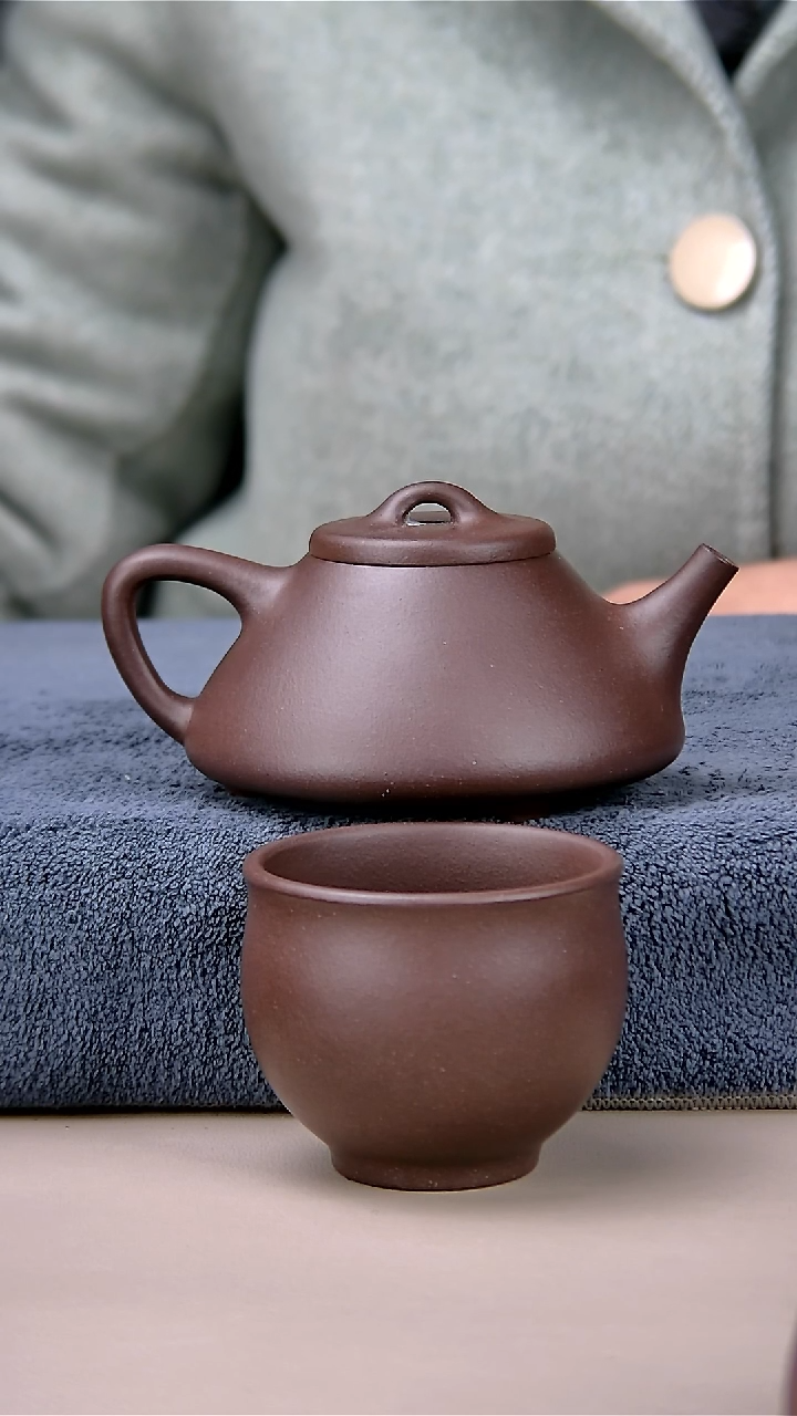 【闪购商品】紫砂茶壶子也底草清170