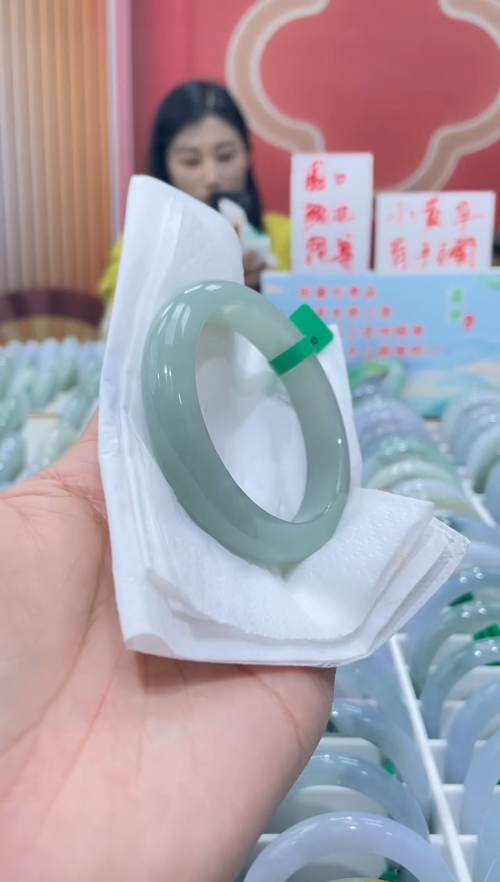 【闪购商品】翡翠手镯未镶嵌0000006558