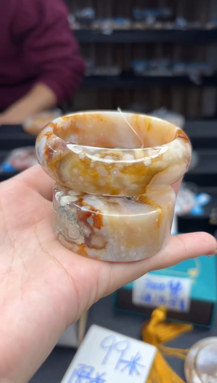 【闪购商品】石英质玉手镯未镶嵌165（56圈赠送镯心）