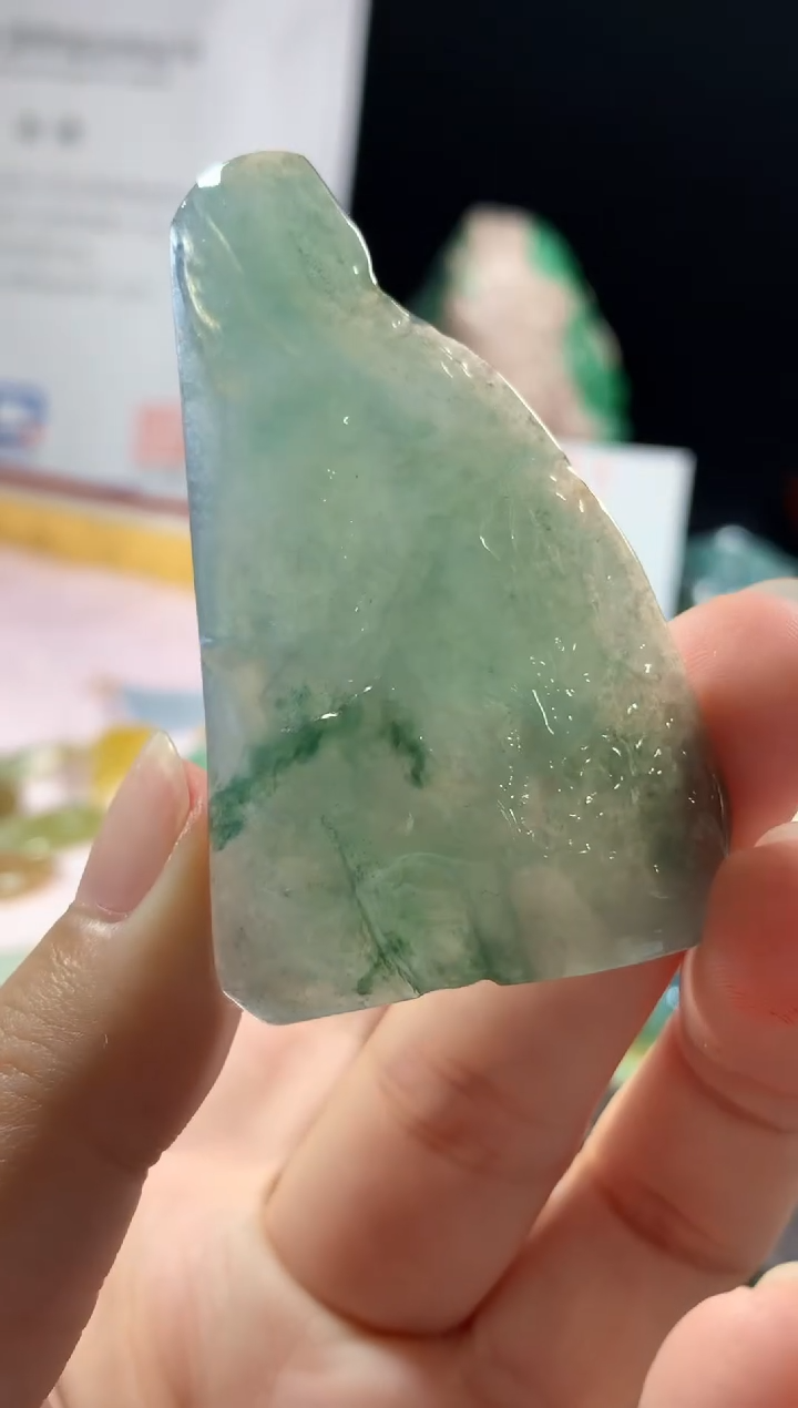 【闪购商品】翡翠未镶嵌吊坠(不含链)吊坠