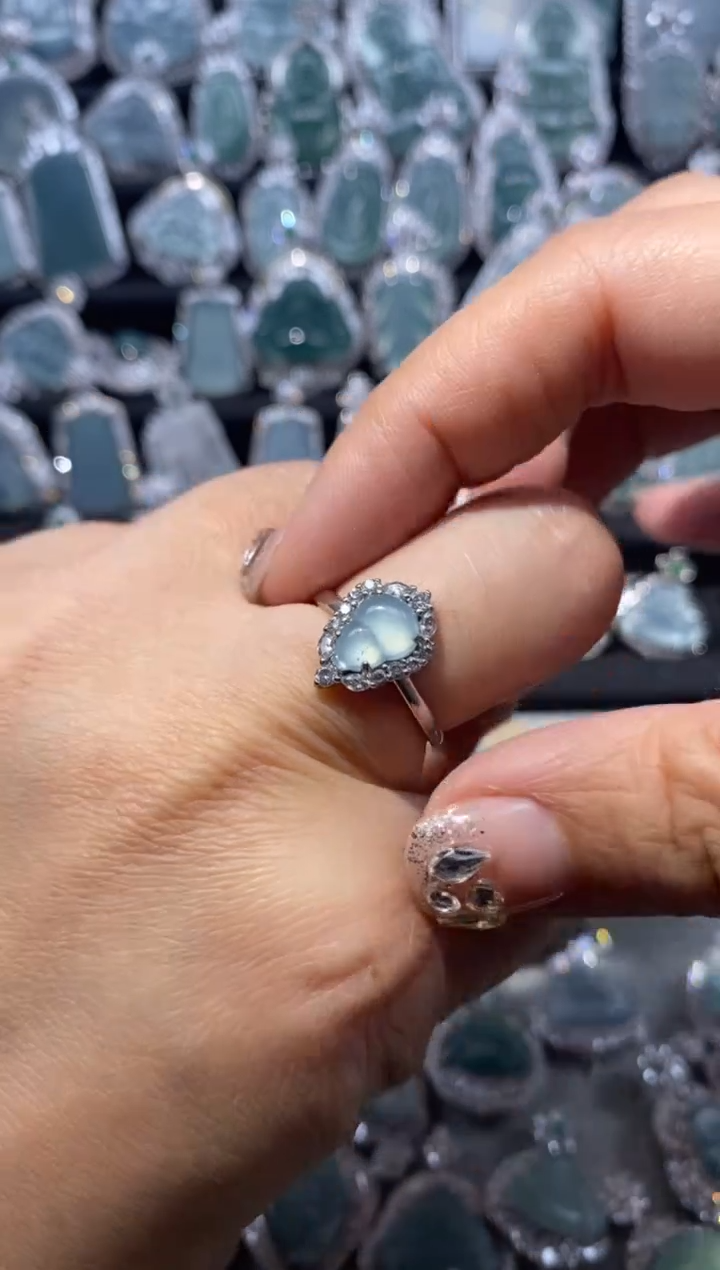 【闪购商品】翡翠颈饰未镶嵌翡翠