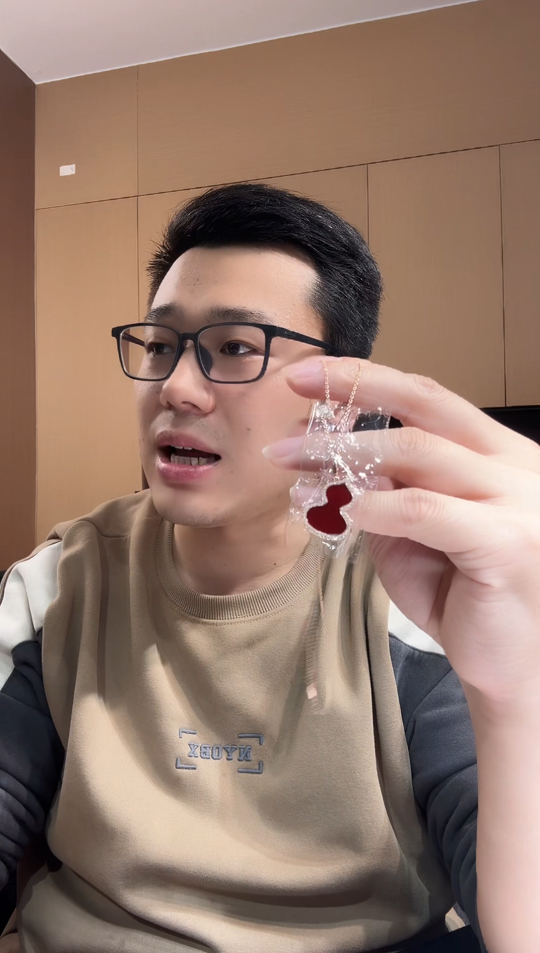 【闪购商品】钻石套链18K金镶嵌大葫芦套链GHJ